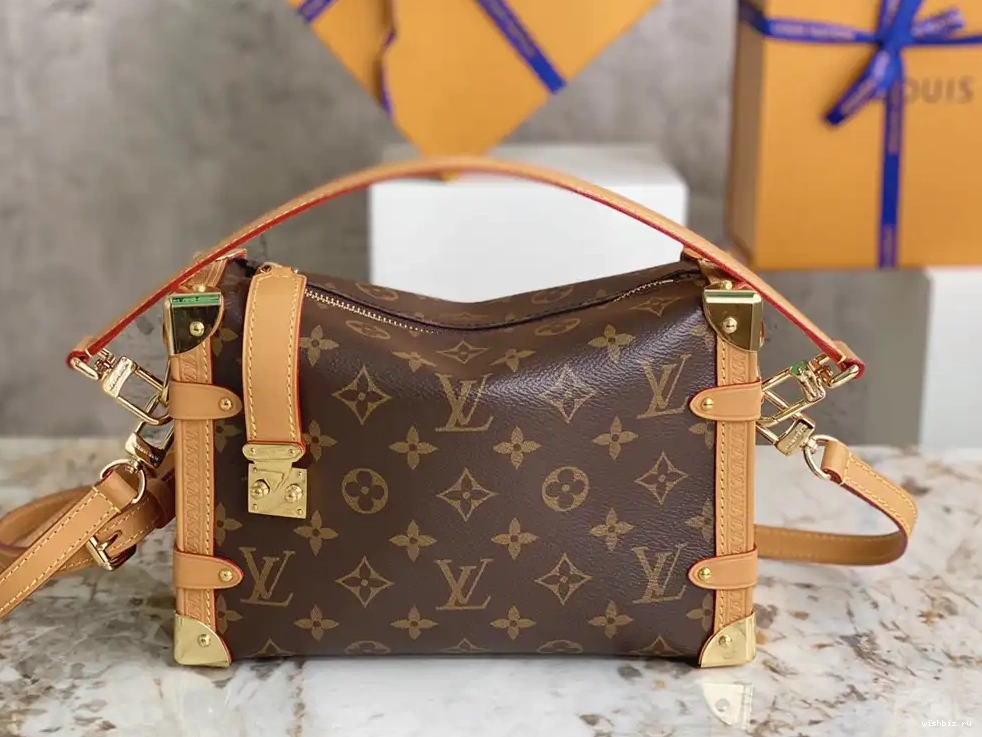 WIS VUITTON MM SIDE LOUIS TRUNK 0702